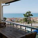 Casa Camarinhas Holiday home *