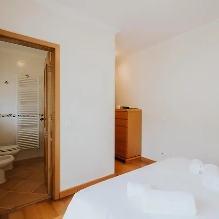 Casa Camarinhas Holiday home *